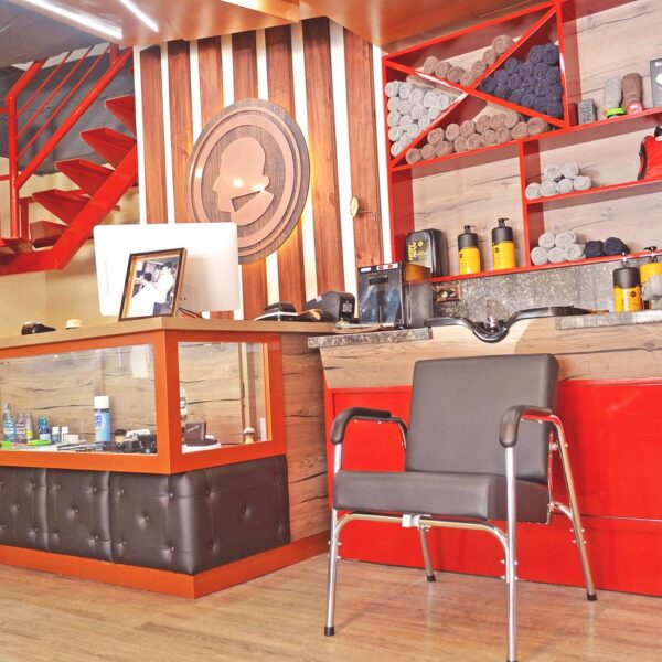 Interior Fígaro Barbería
